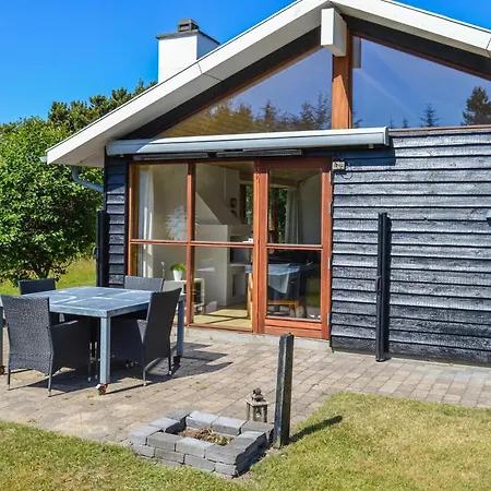 Σπίτι διακοπών Nice In W/ Wifi And 4 Bedrooms *